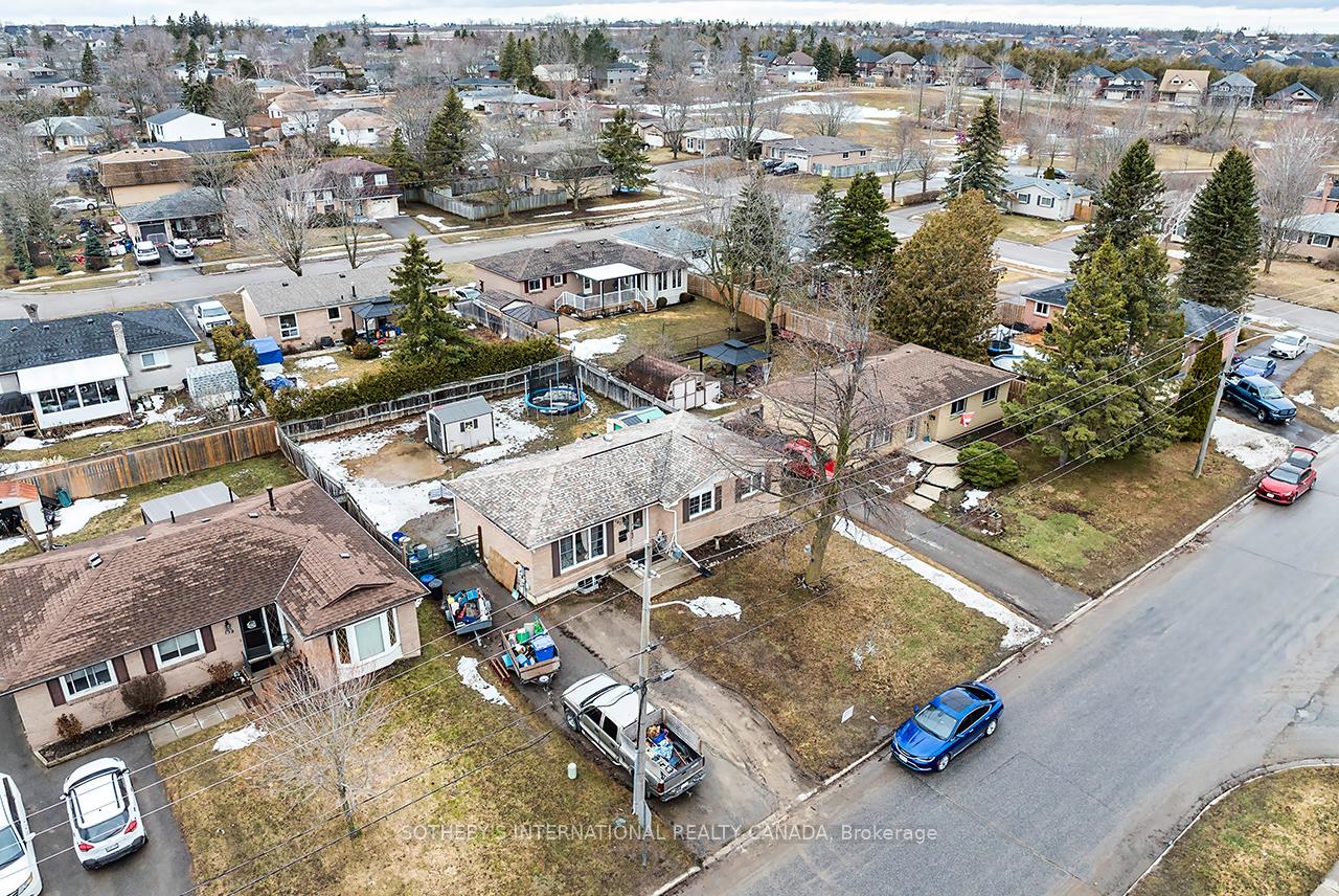 142 Sanderling Crescent N