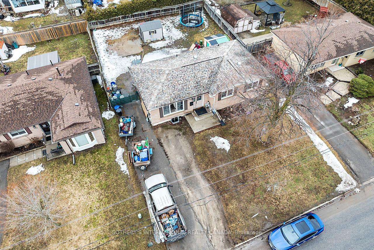142 Sanderling Crescent N