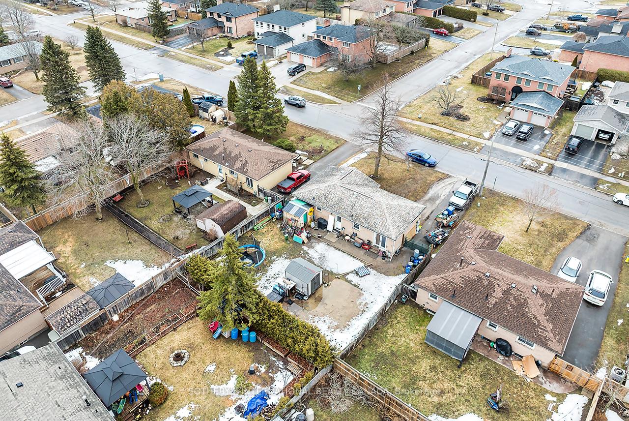142 Sanderling Crescent N