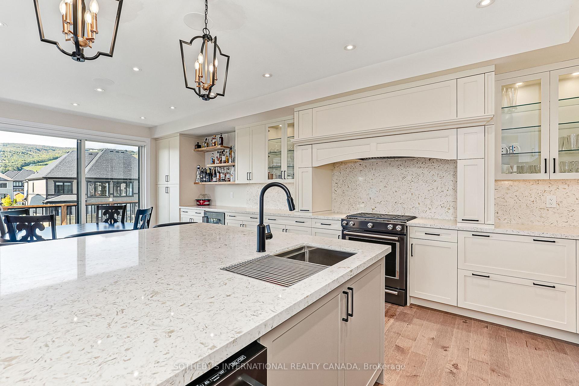 103 Stoneleigh Drive