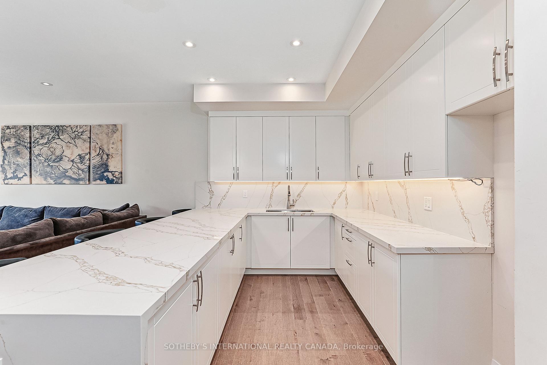 103 Stoneleigh Drive