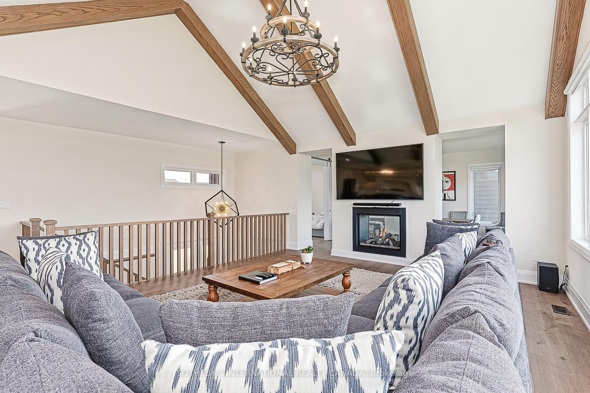 103 Stoneleigh Drive