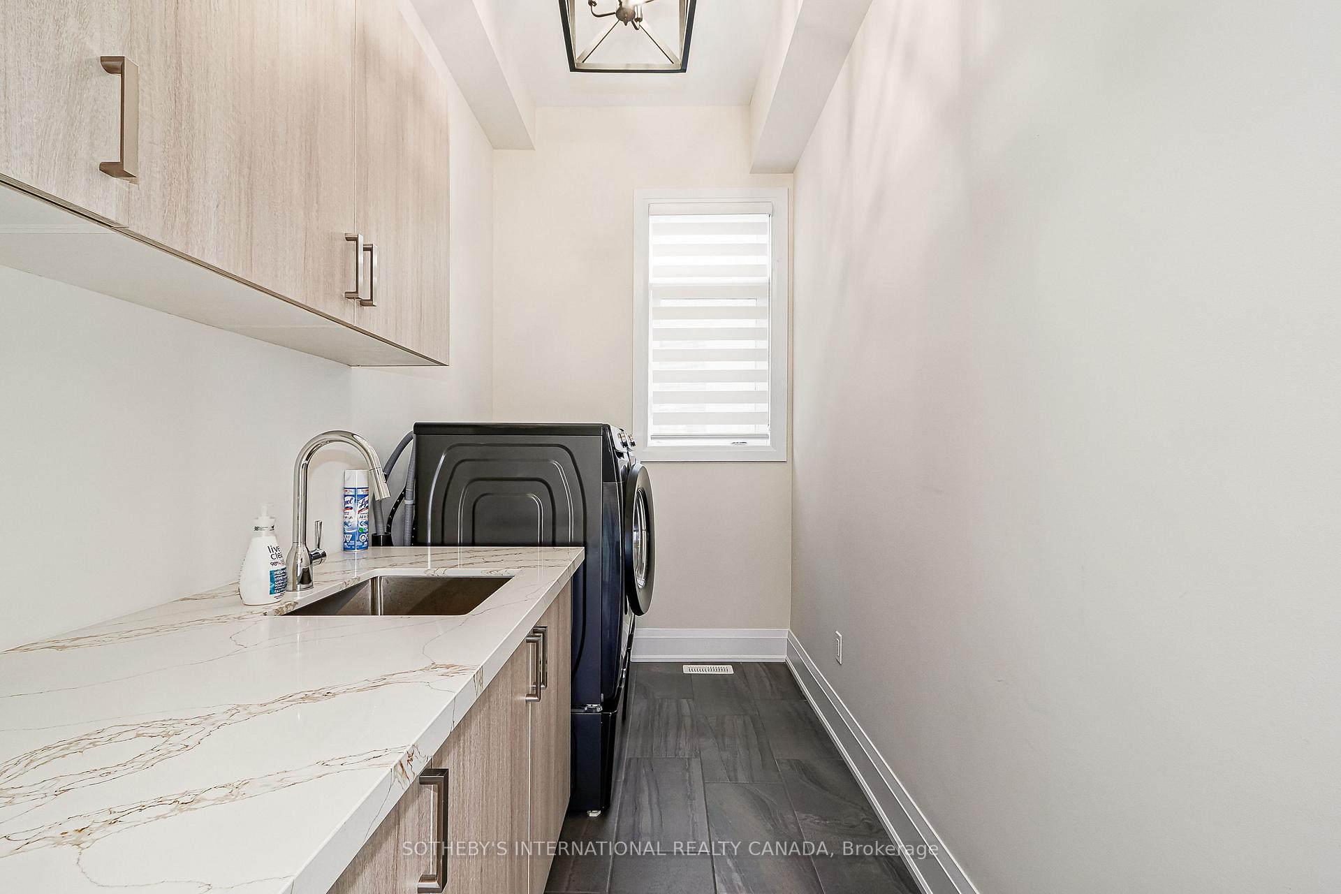 103 Stoneleigh Drive