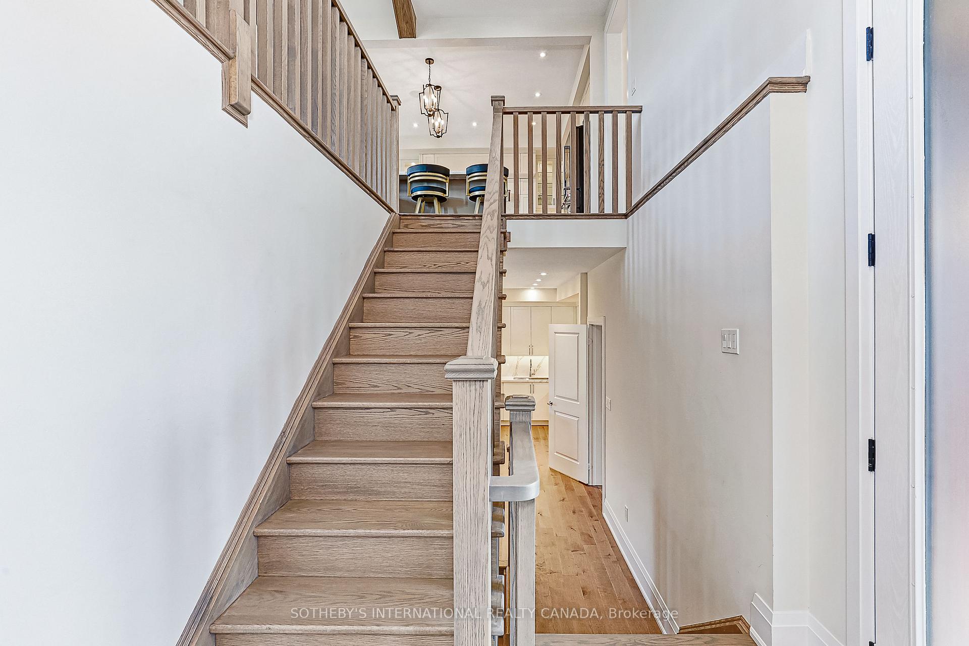 103 Stoneleigh Drive