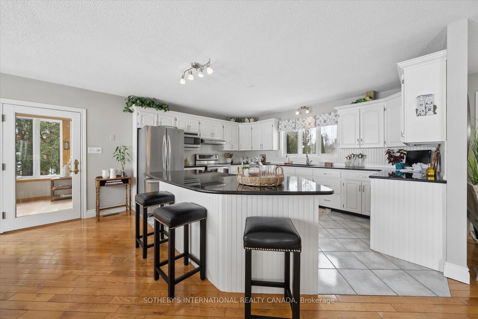 107 Stinsons Bay Road