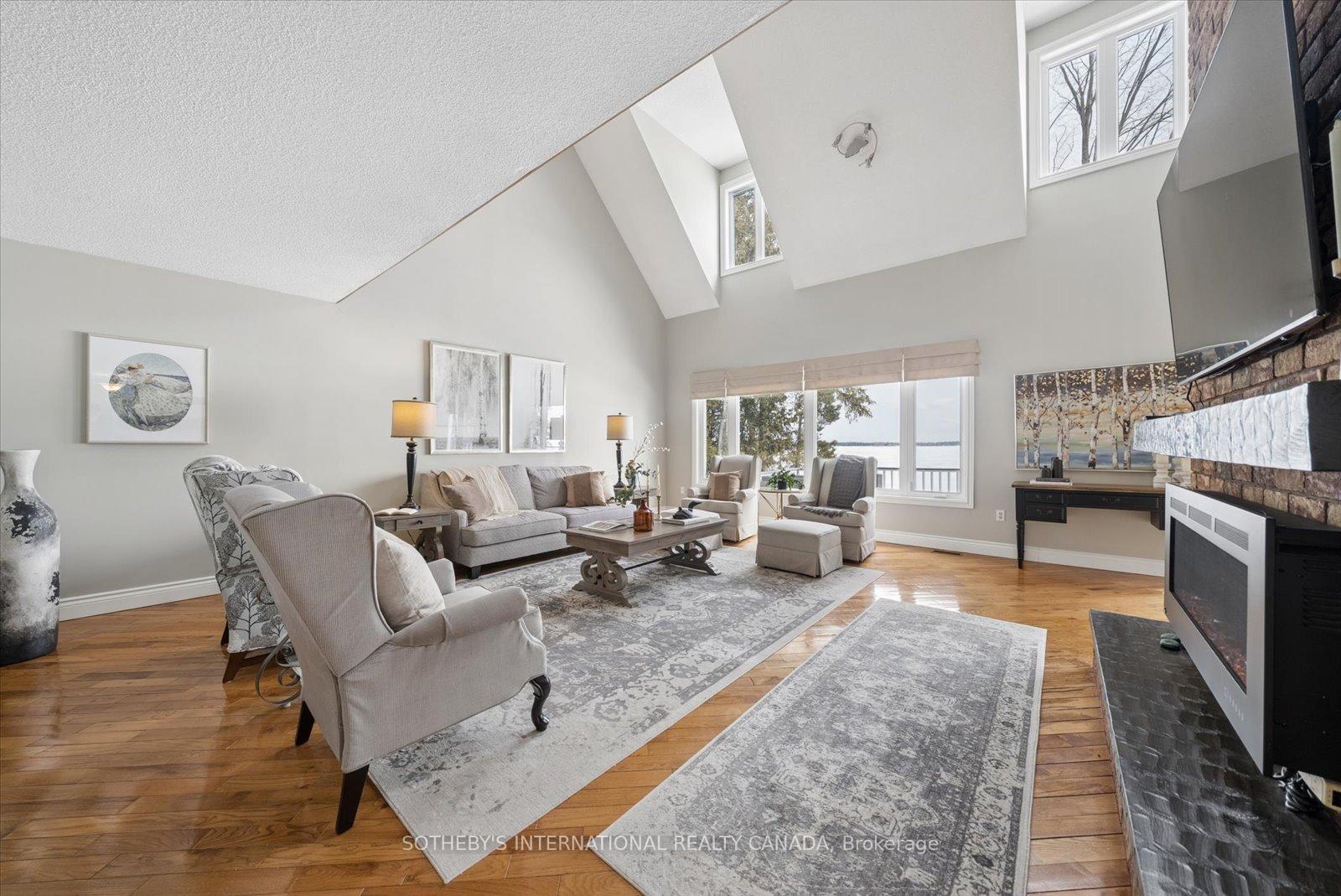 107 Stinsons Bay Road