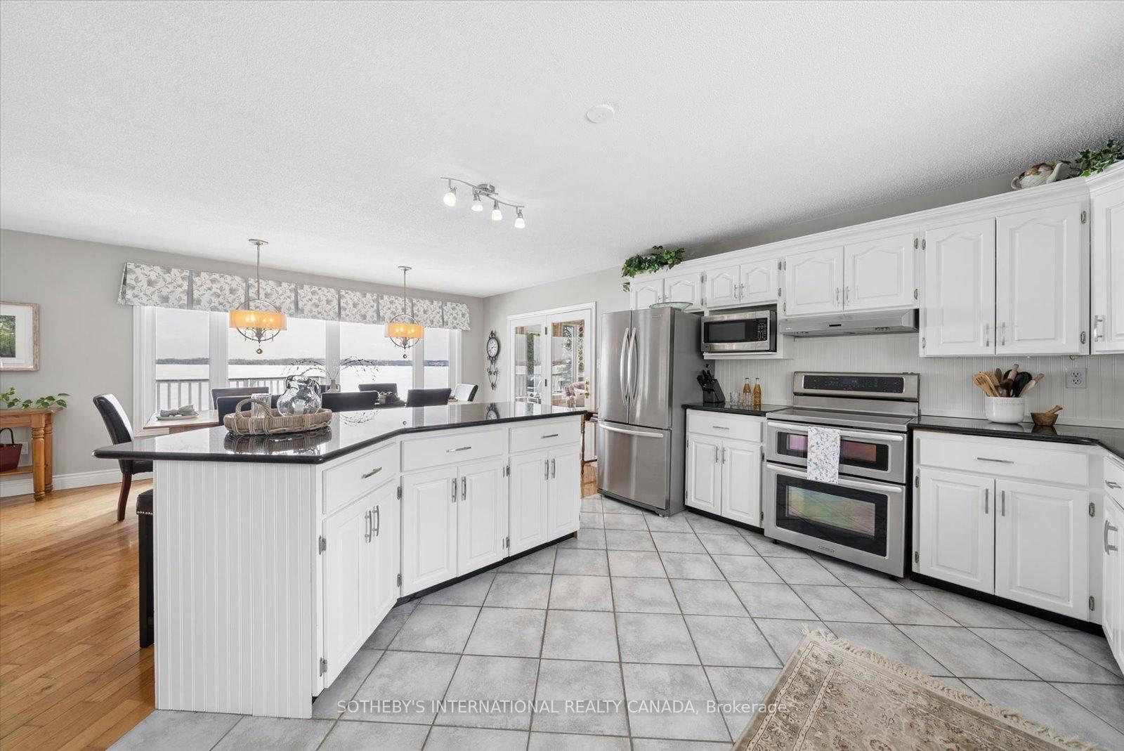 107 Stinsons Bay Road