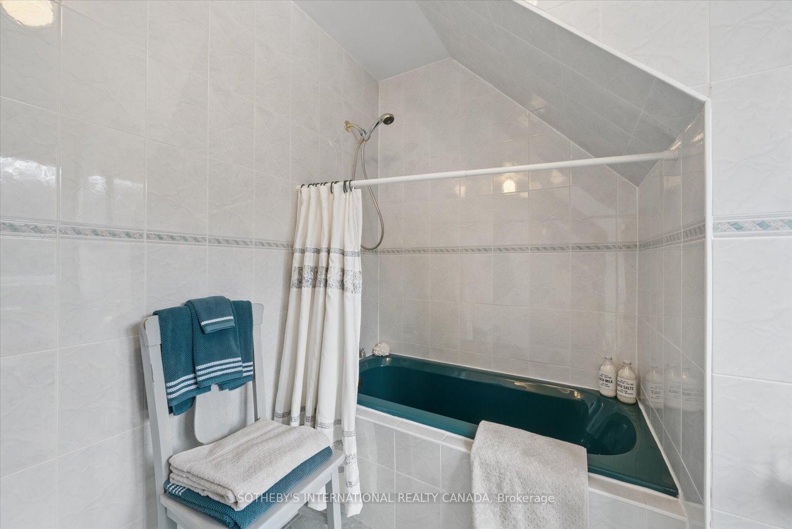 107 Stinsons Bay Road