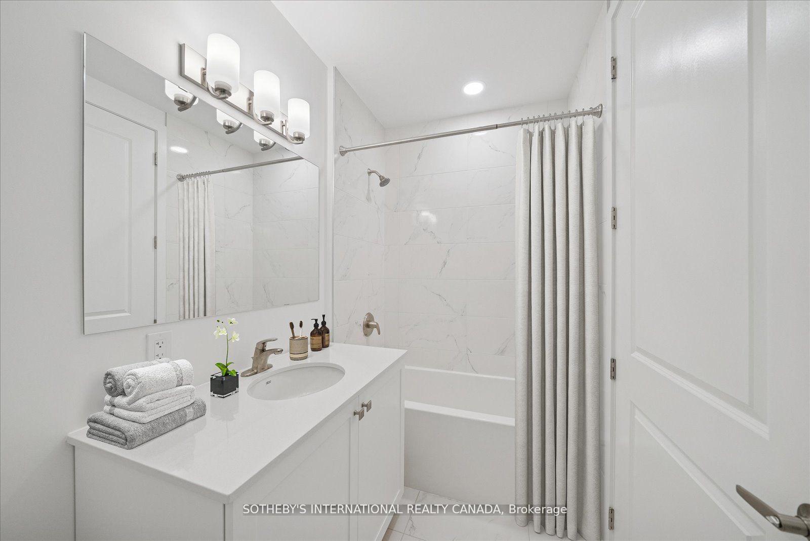 19A West Street N Penthouse 1