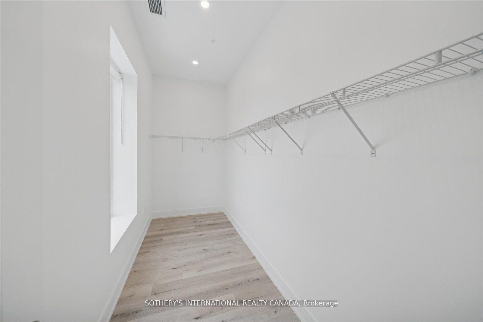 19A West Street N Penthouse 1