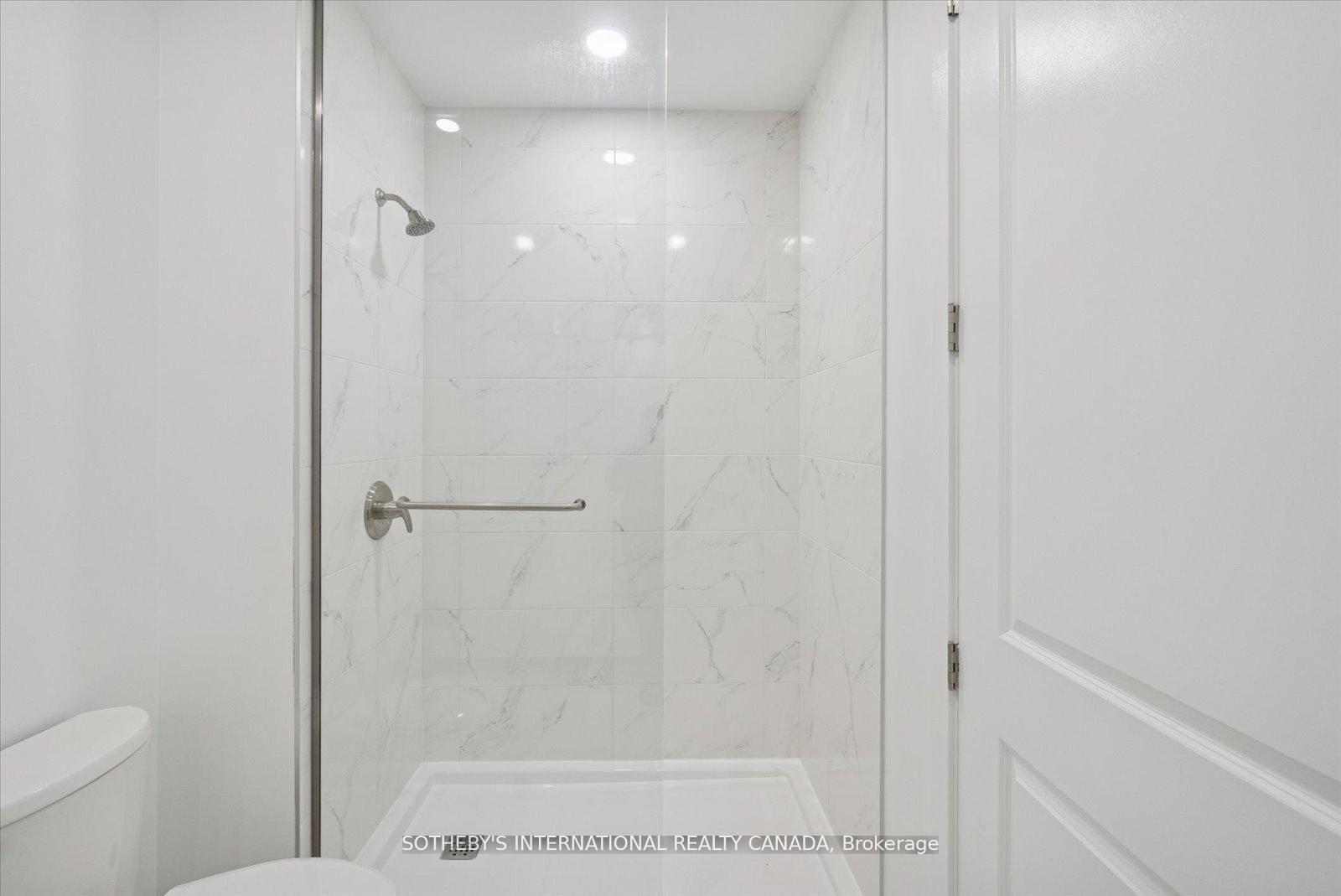 19A West Street N Penthouse 1