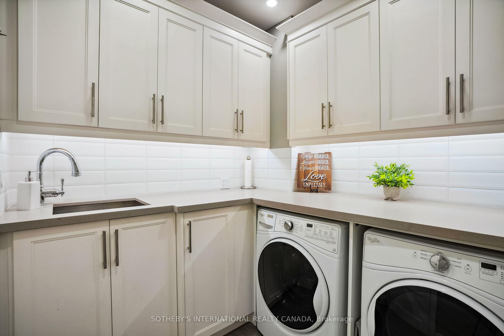 137 Stinsons Bay Road