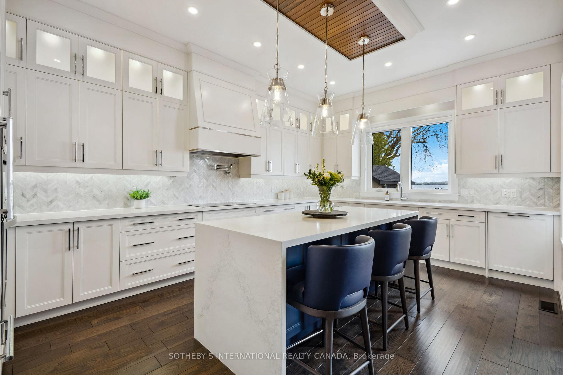 137 Stinsons Bay Road
