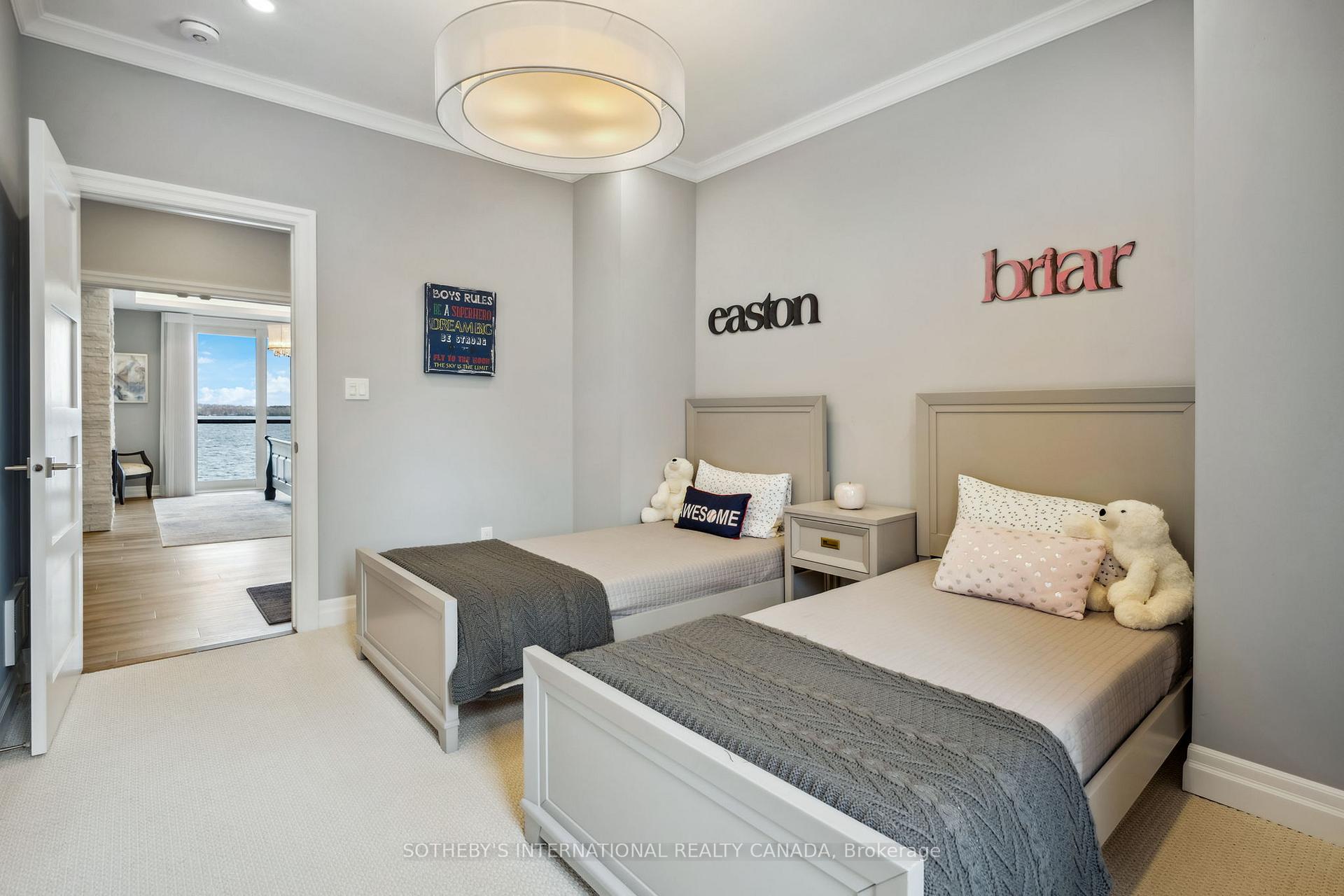 137 Stinsons Bay Road