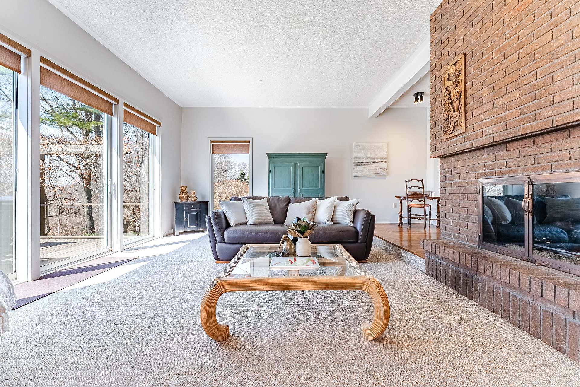 20 Ridgeview Court