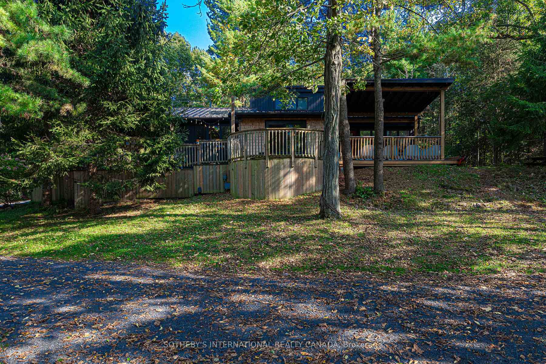345 Thousand Islands Parkway