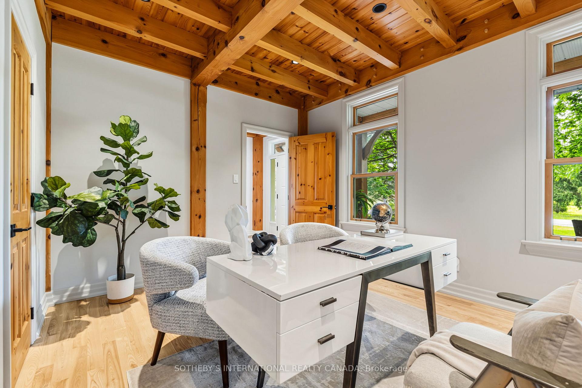 136 Princes Street W