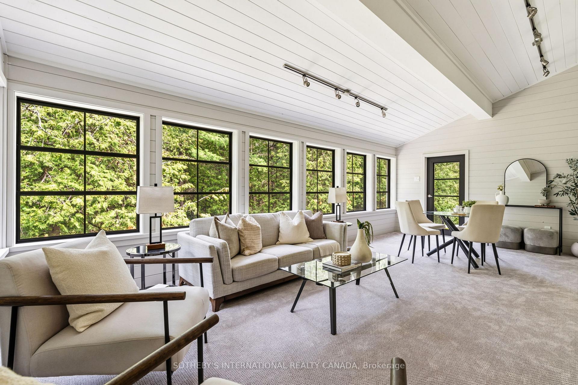 136 Princes Street W