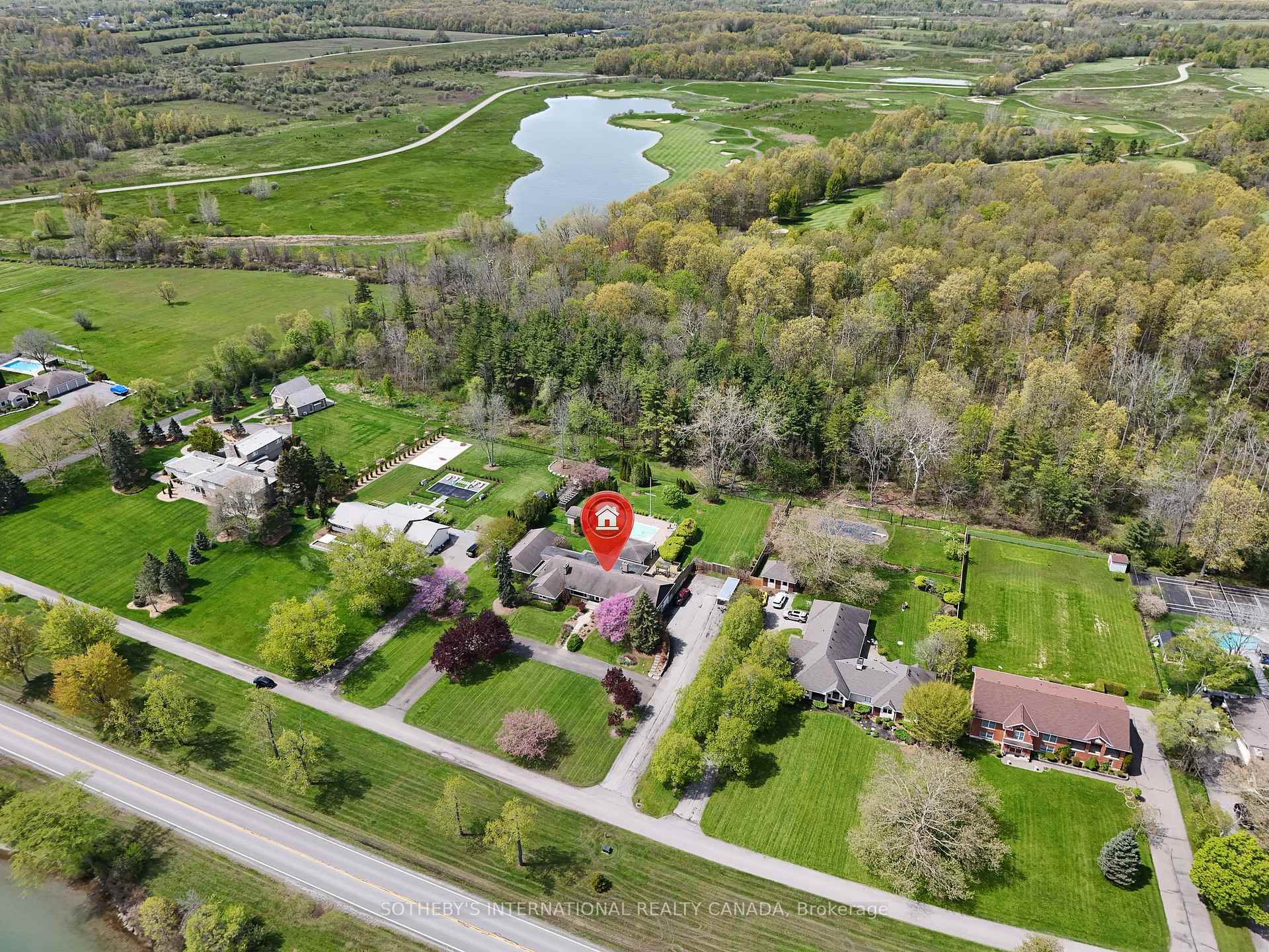 9317 Niagara River Parkway