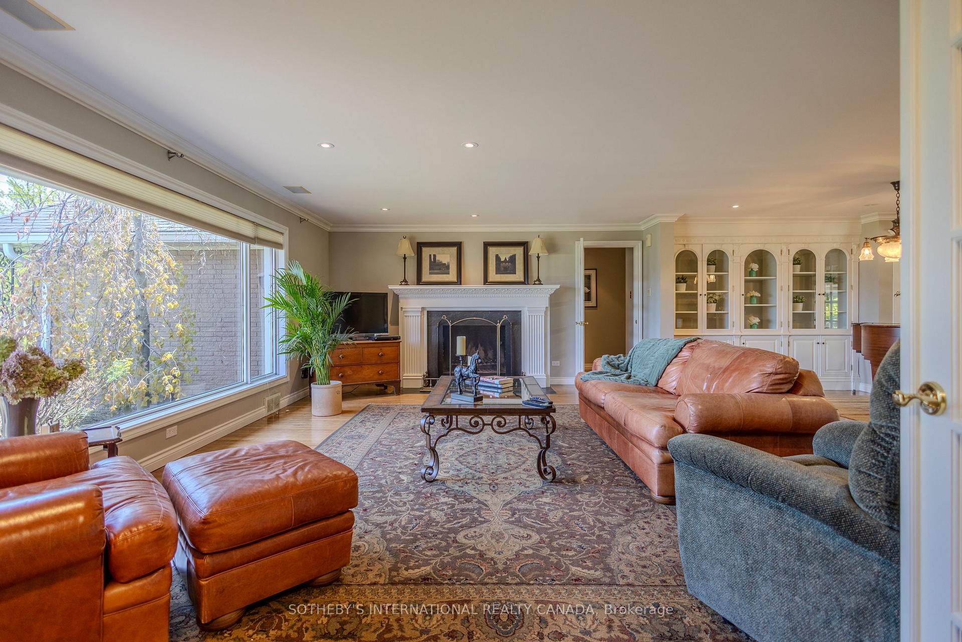 9317 Niagara River Parkway