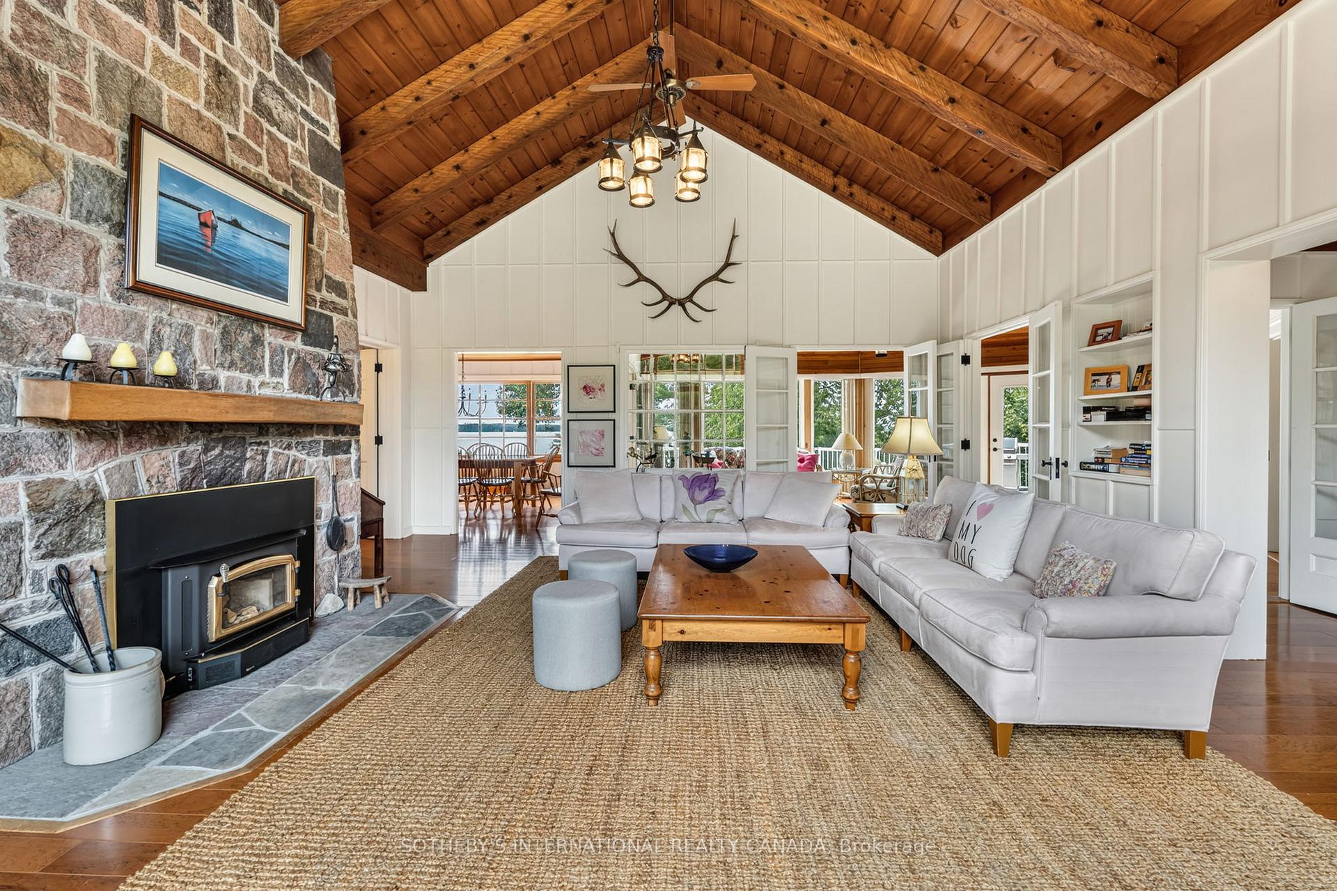 101 Ridge Drive