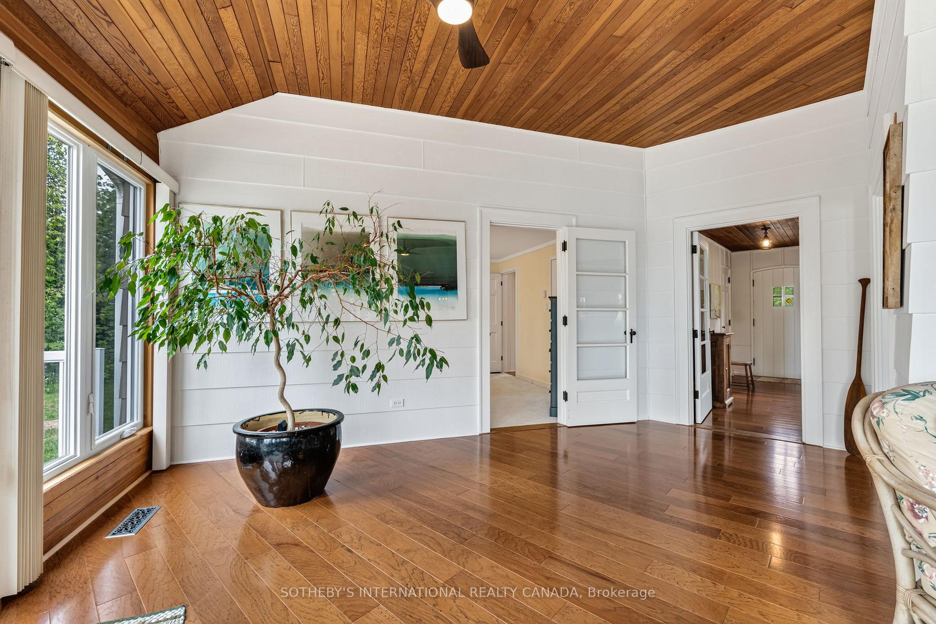 101 Ridge Drive