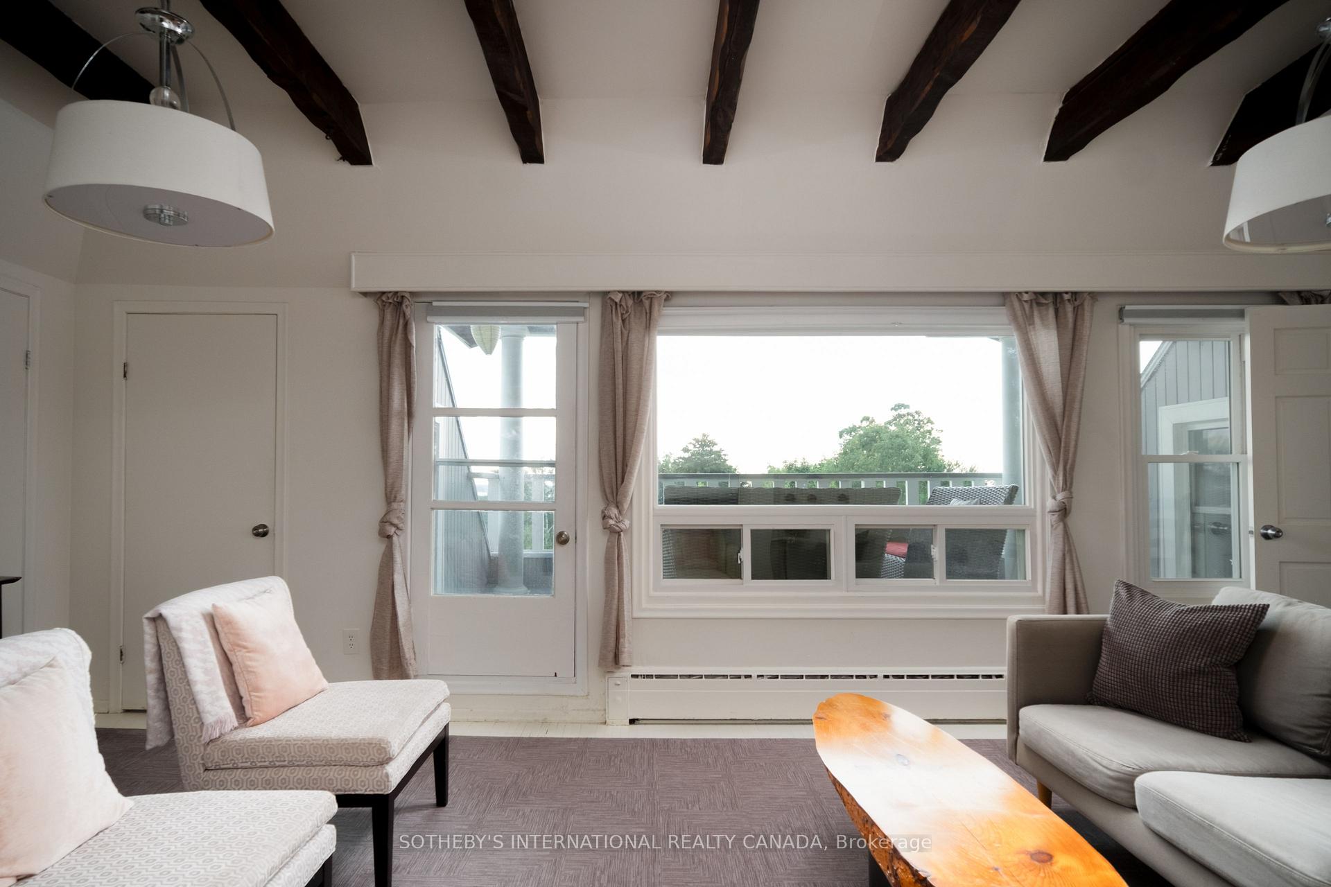 8 Starr Place