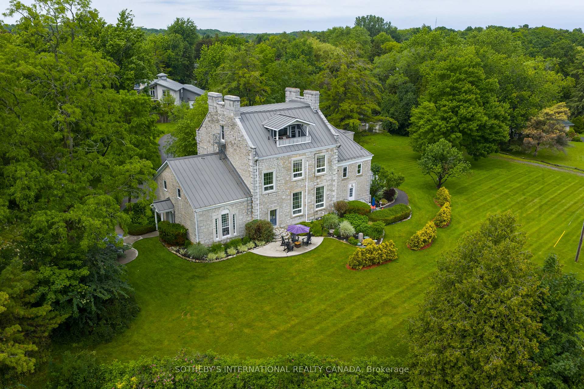 8 Starr Place