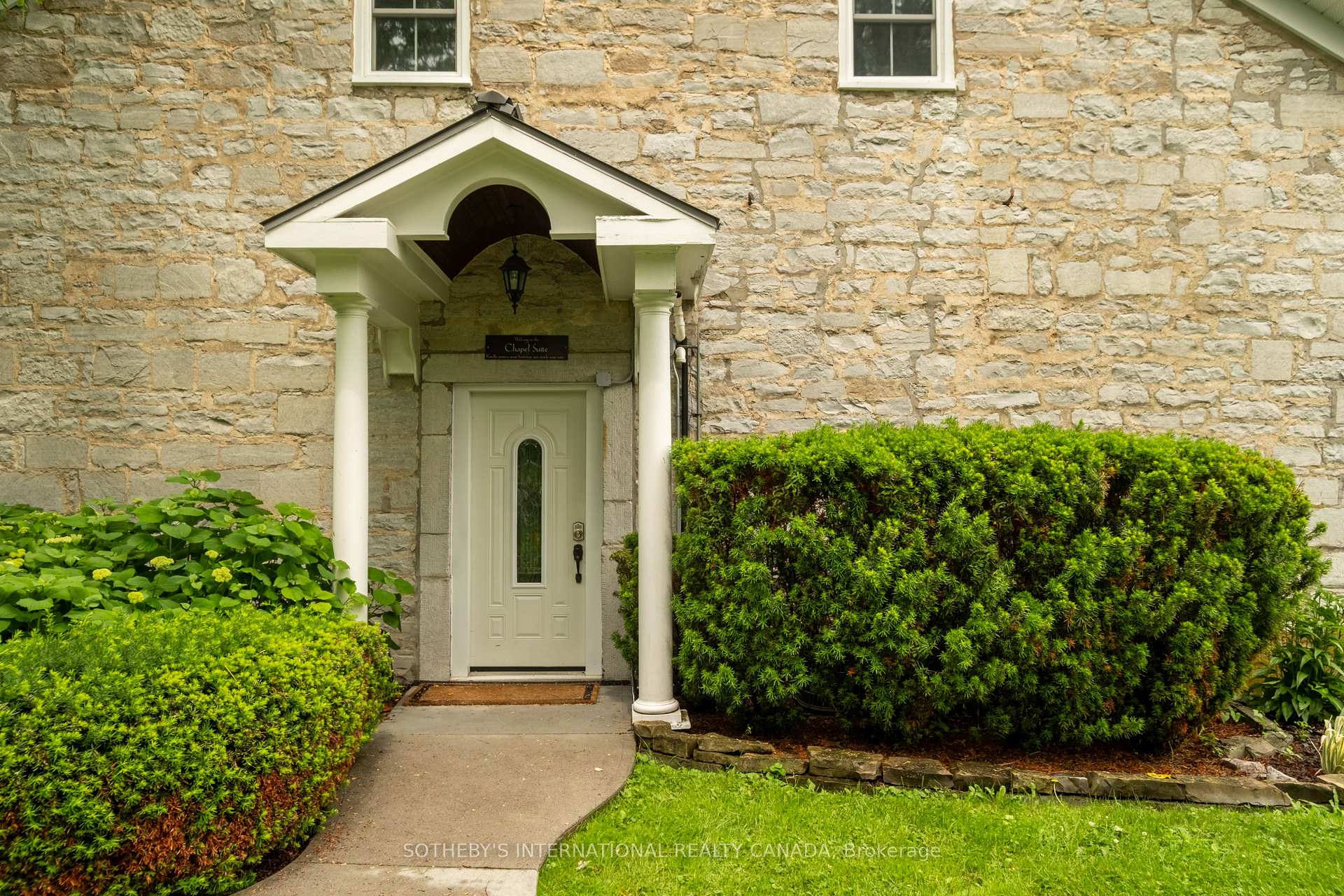 8 Starr Place