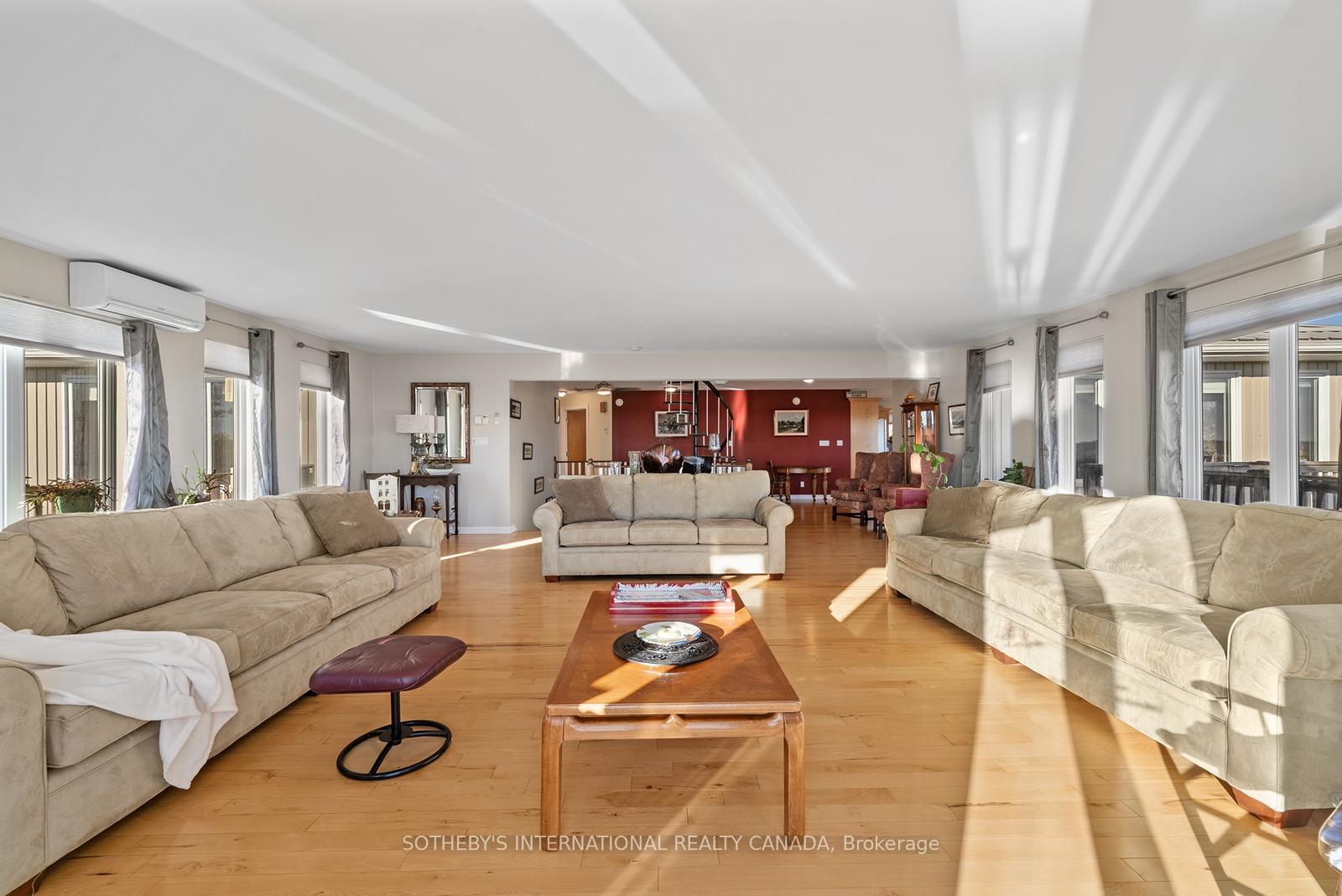 4390 Highway 7