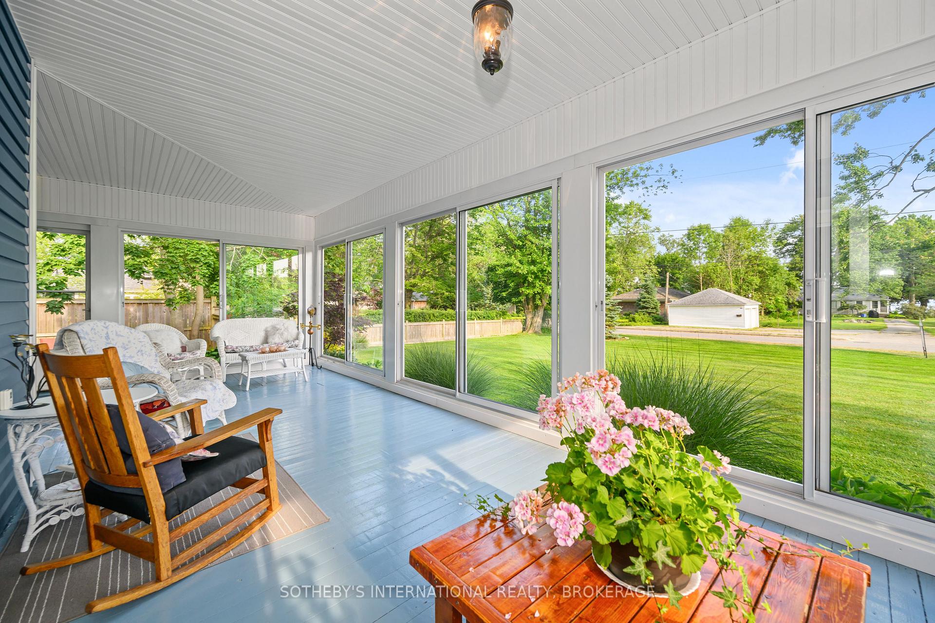 880 Edgemere Road