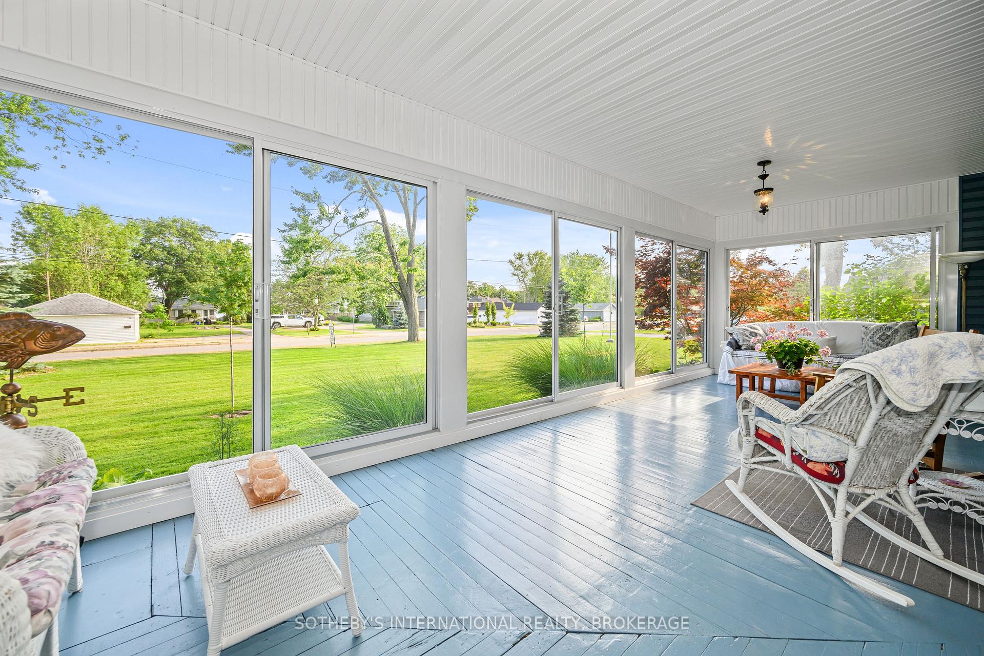 880 Edgemere Road