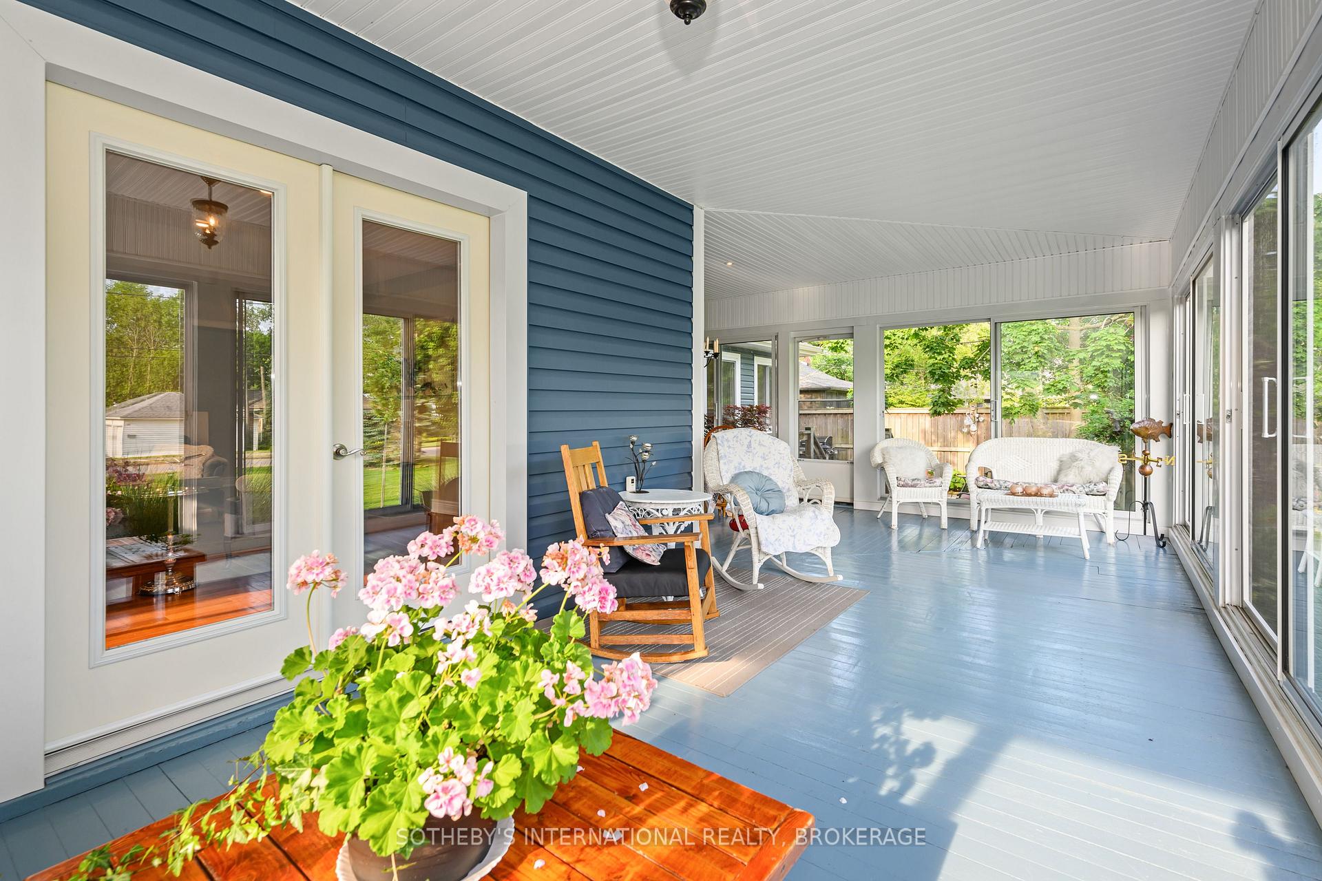 880 Edgemere Road