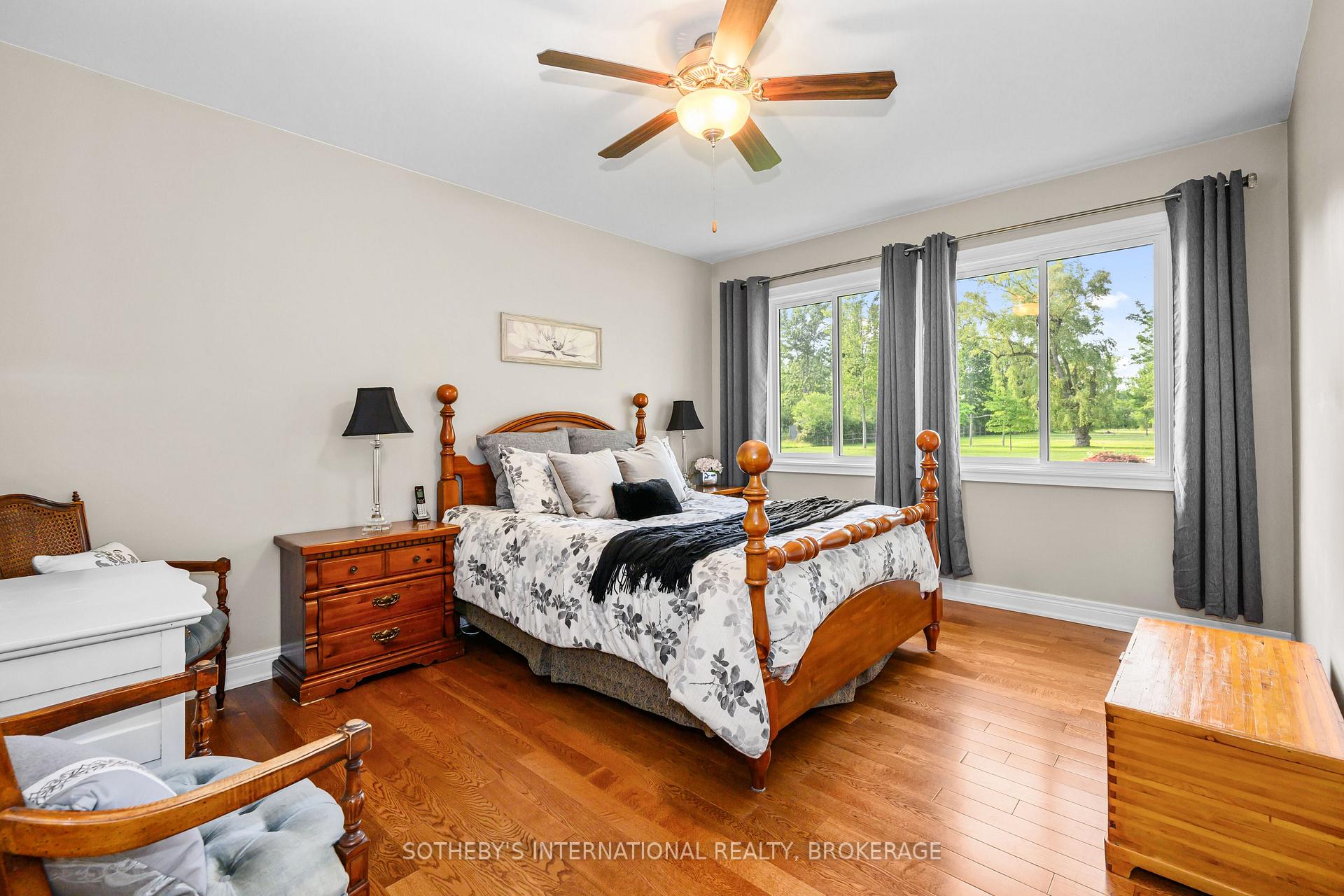 880 Edgemere Road