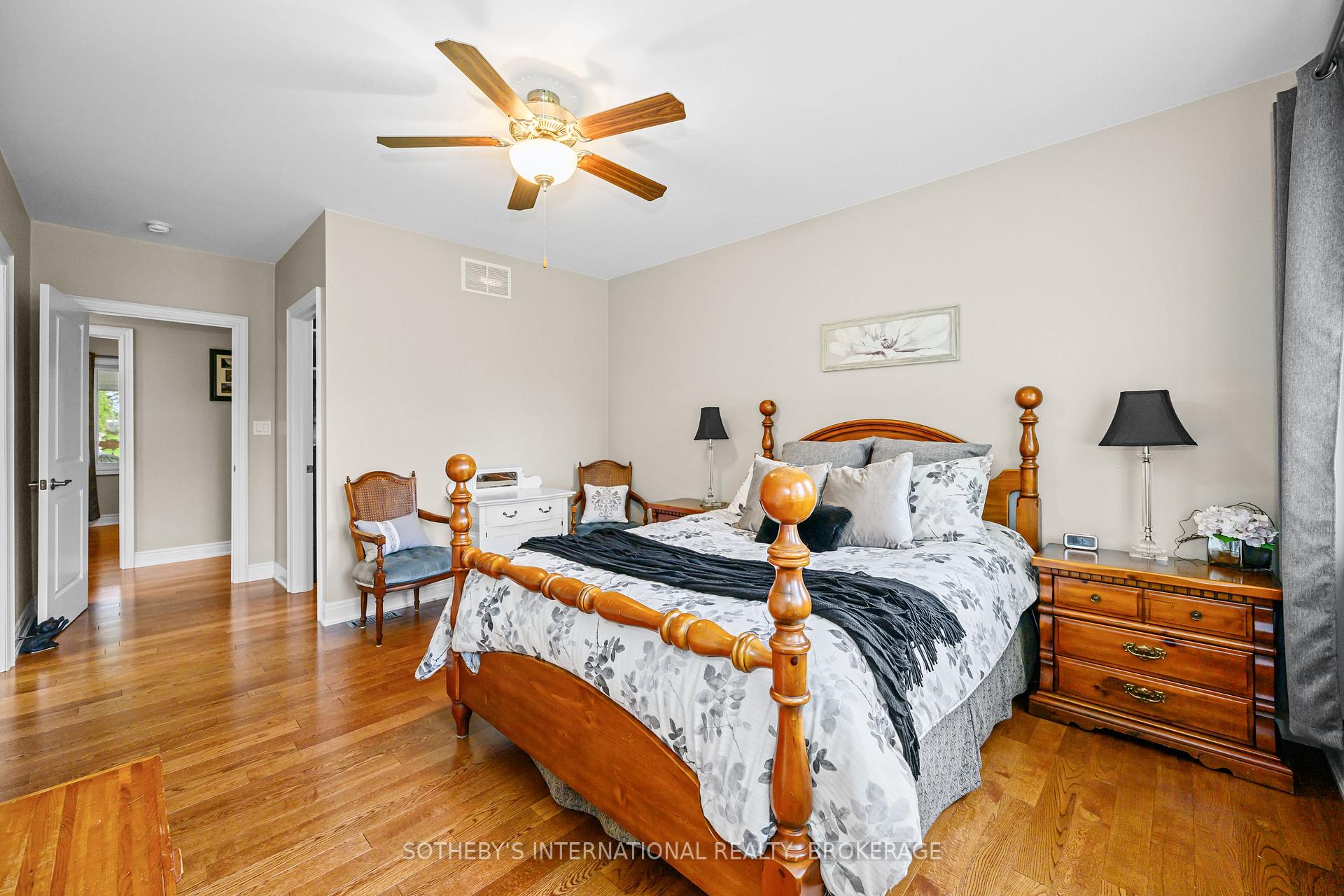 880 Edgemere Road