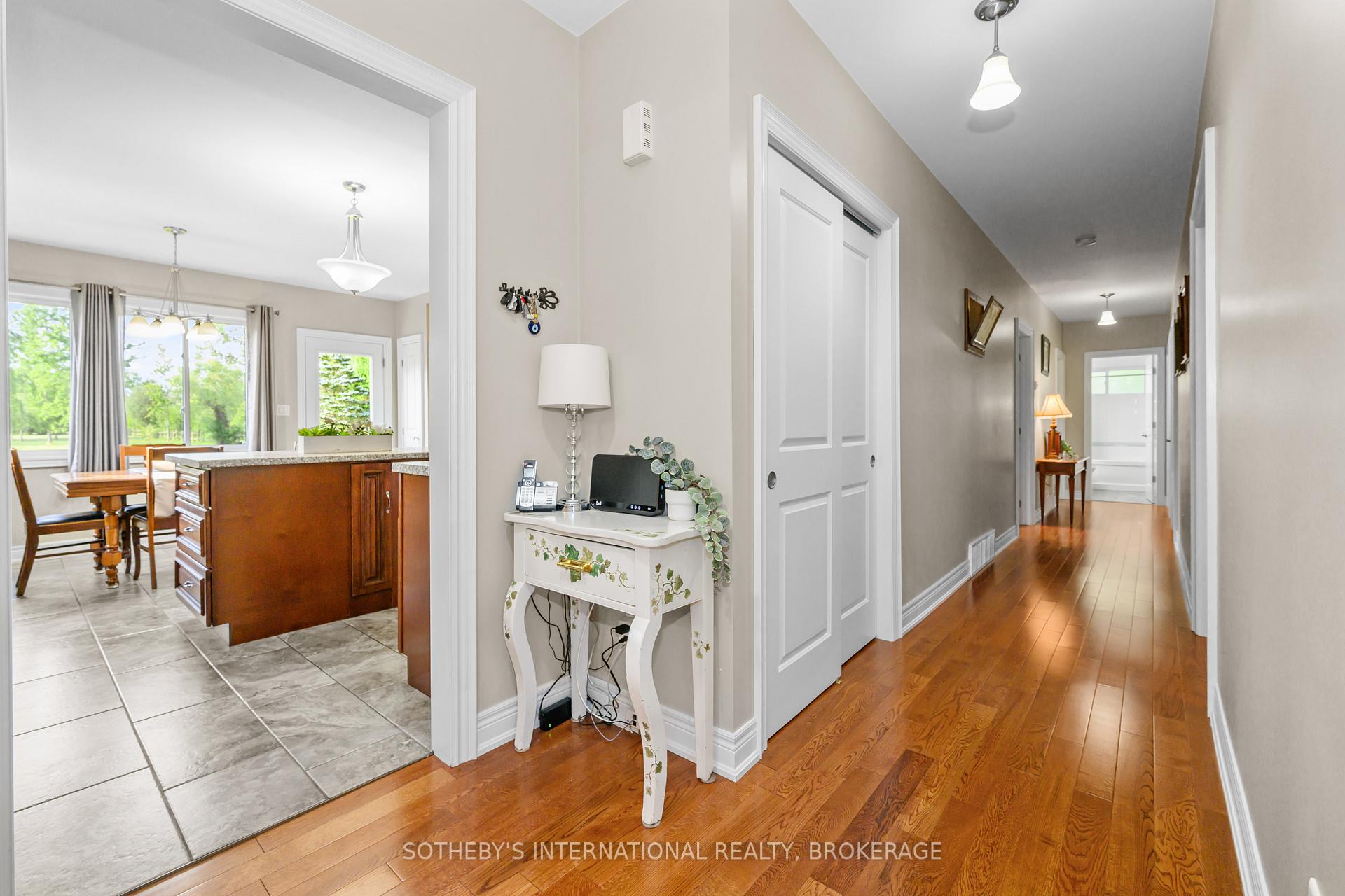 880 Edgemere Road
