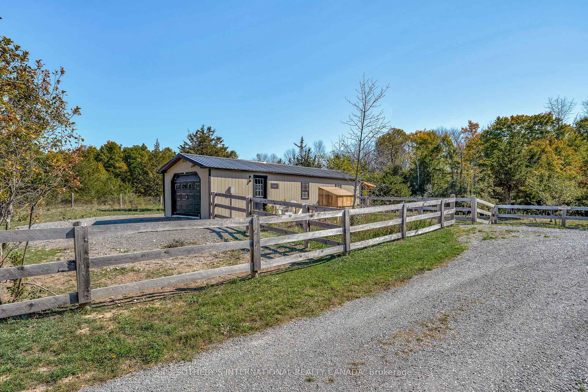 220 Easterbrook Road S