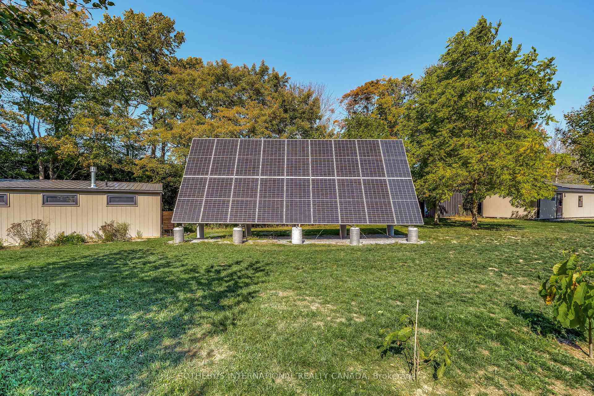 220 Easterbrook Road S