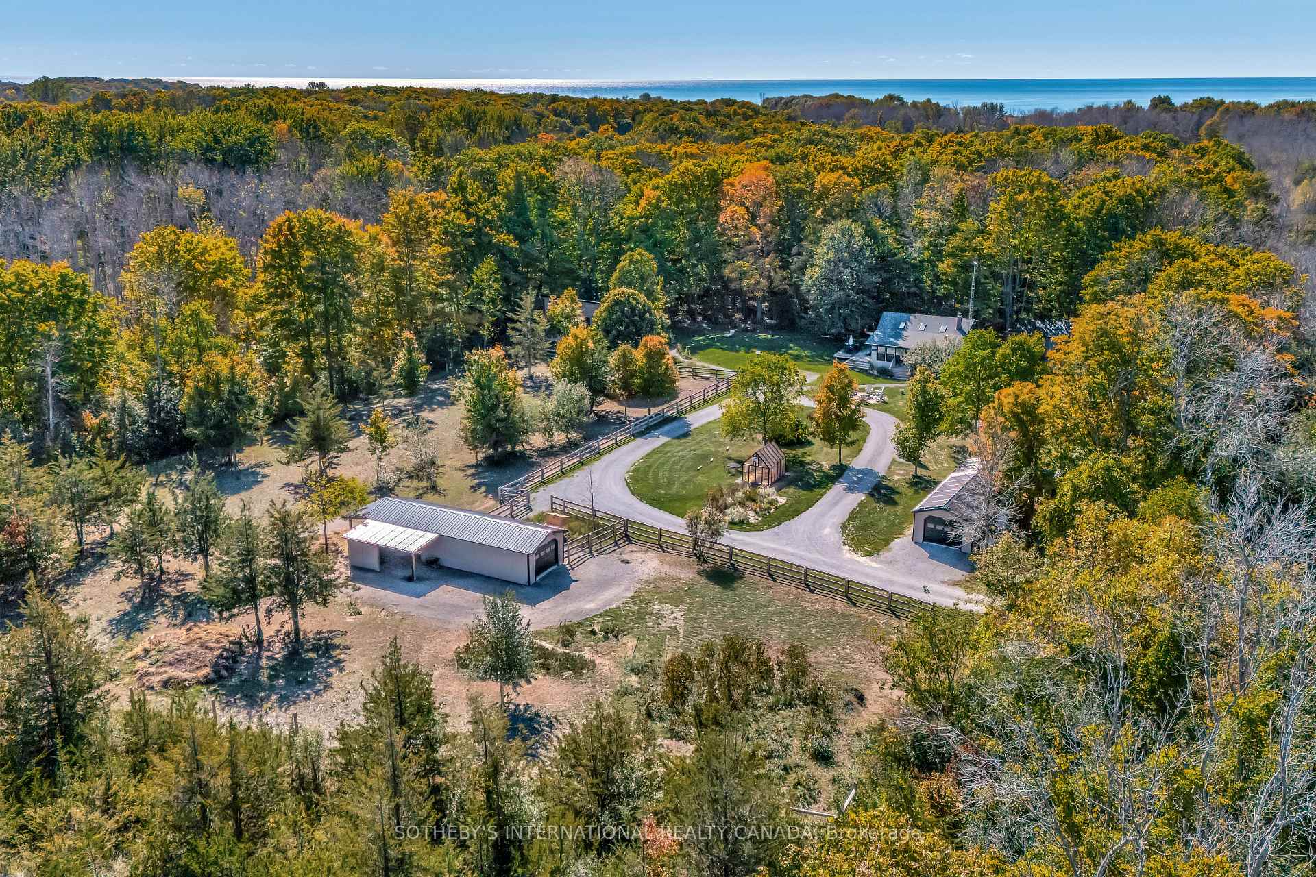 220 Easterbrook Road S