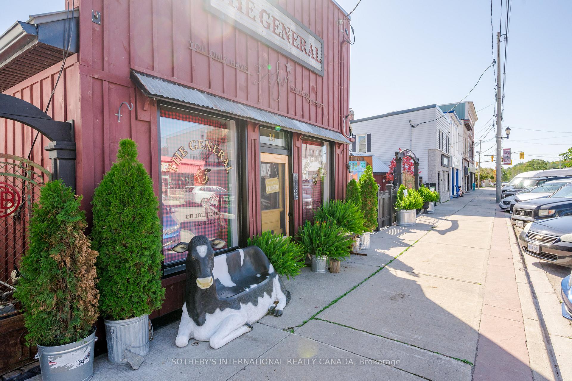 14 Front Street E
