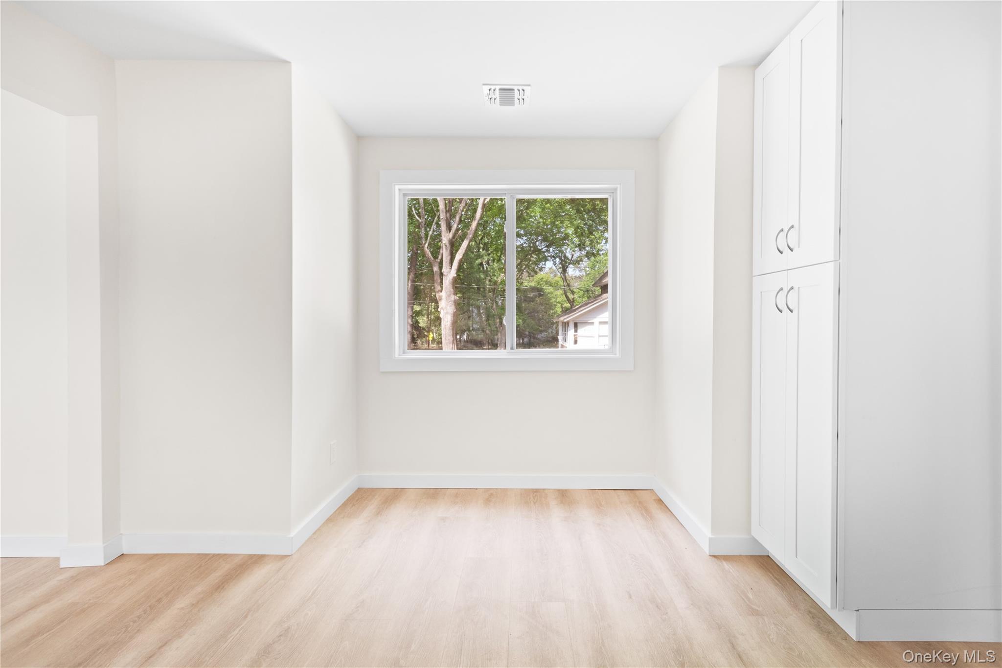 5 Long Pond Road