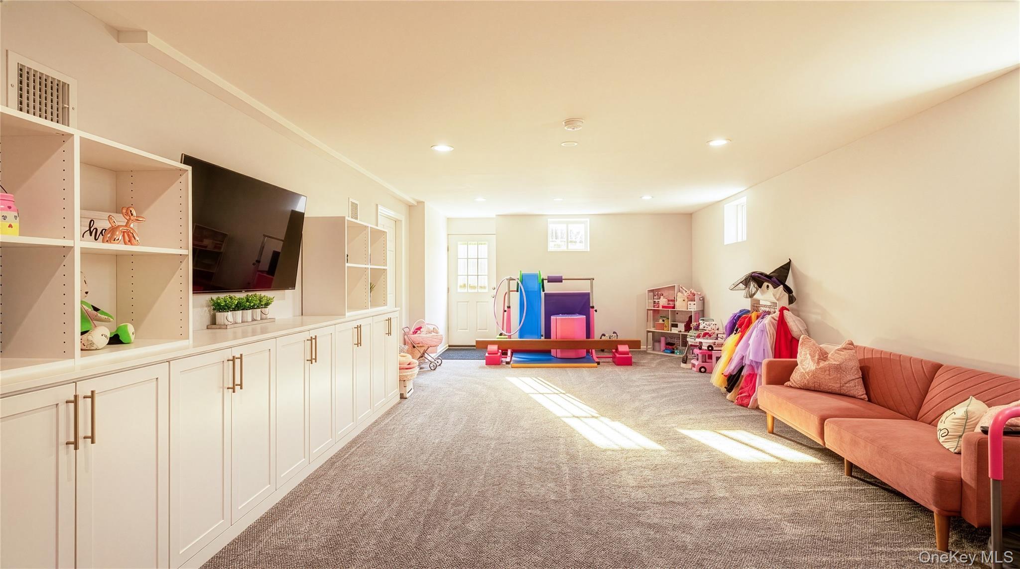 38 Blackberry Lane