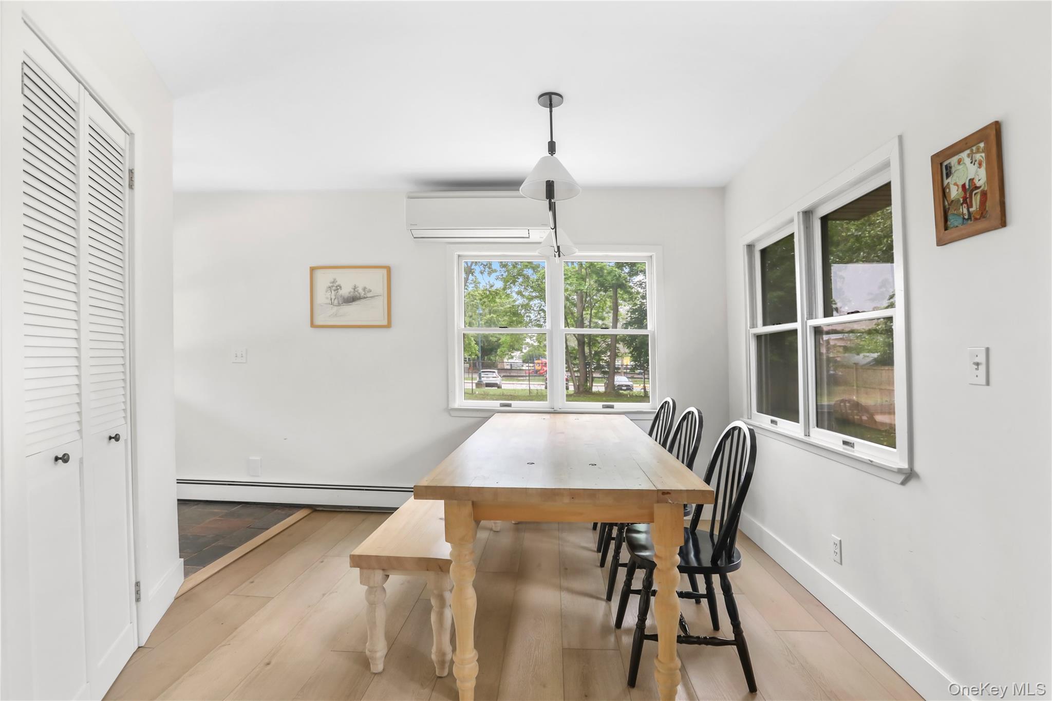 45 N Howells Point Road