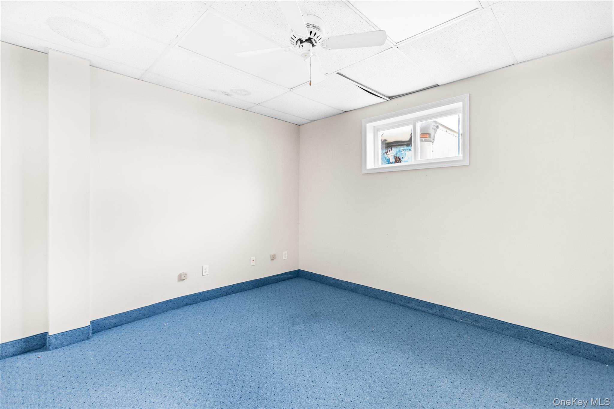 146 S Country Road Unit: 9
