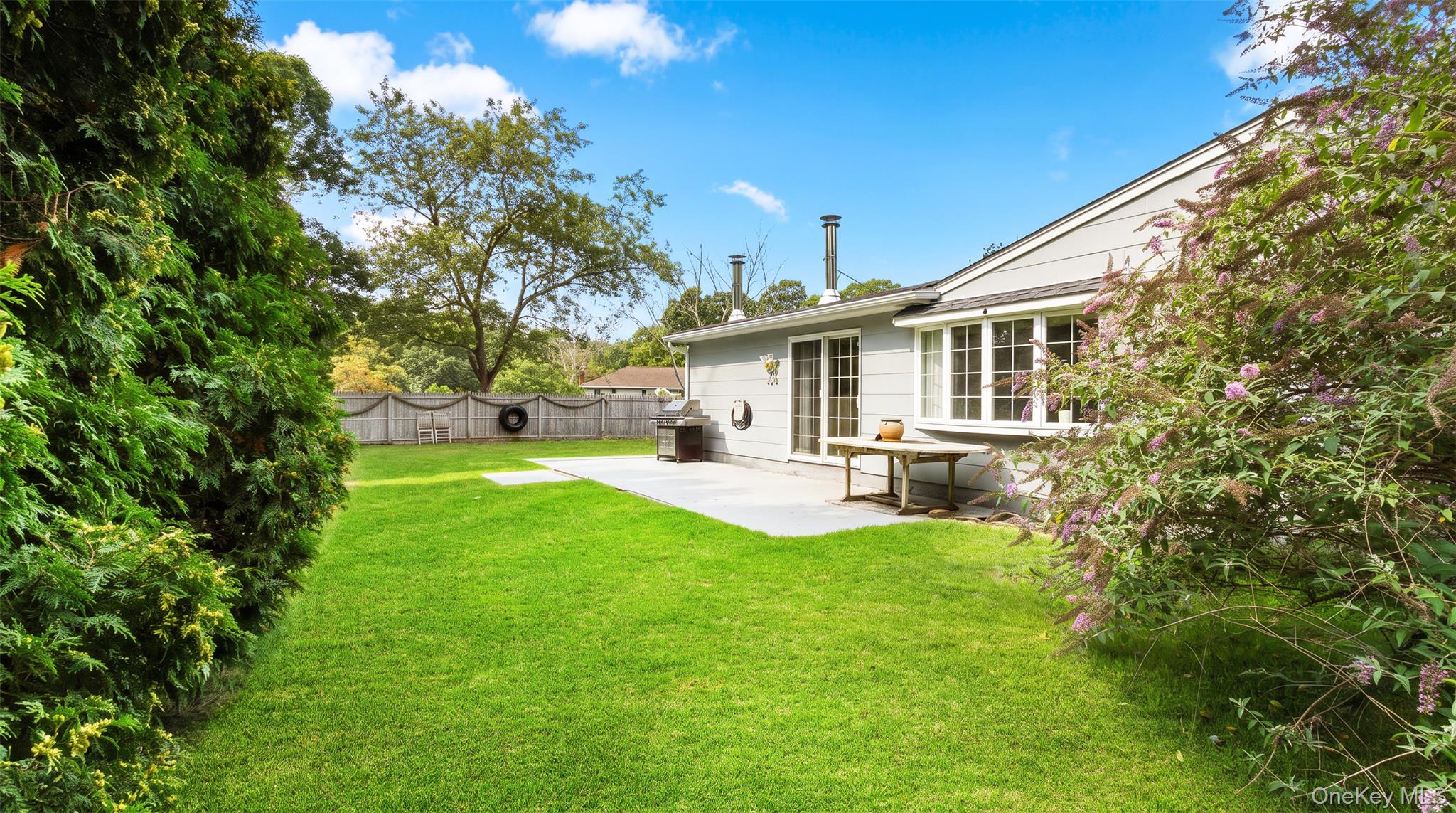 2 Pinetop Drive