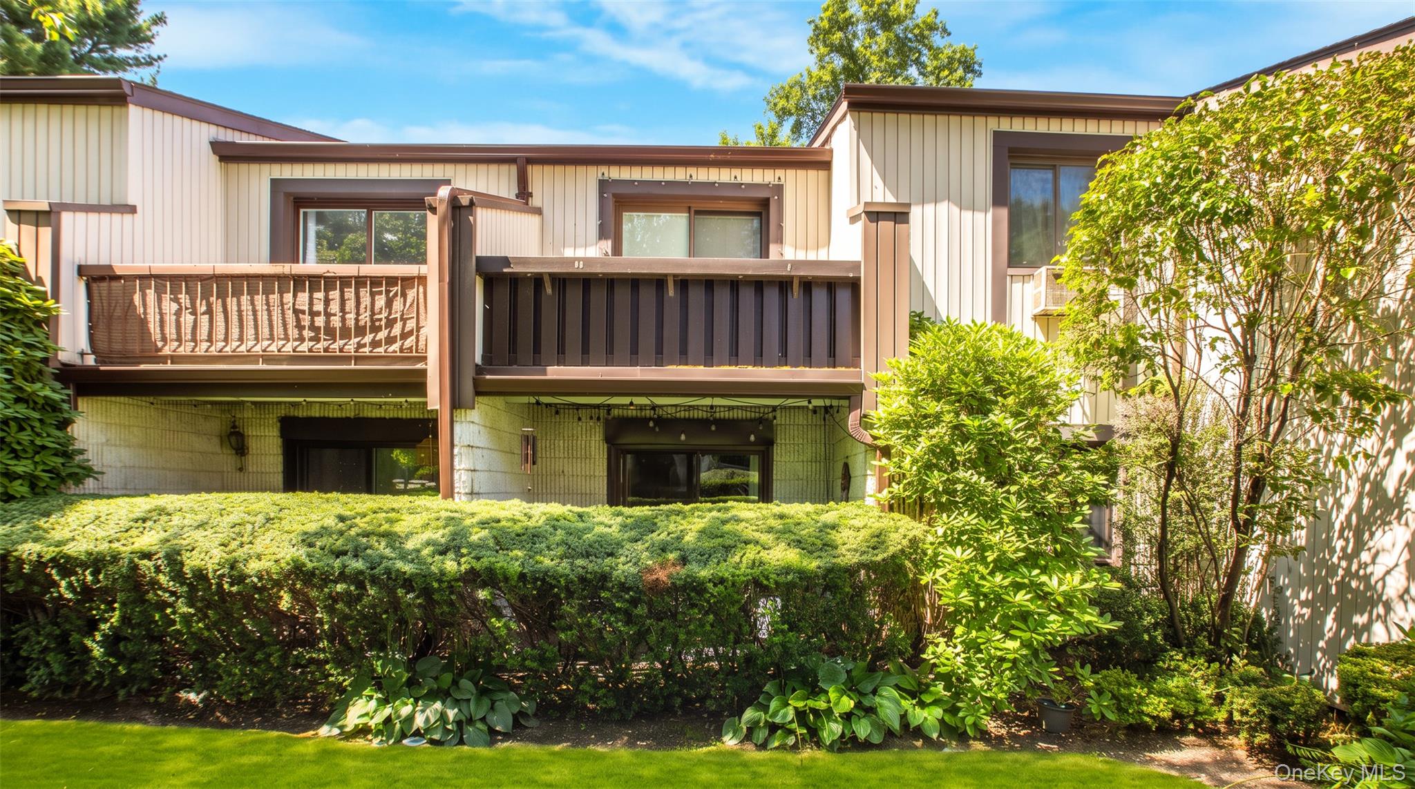 81 Richmond Boulevard Unit: 1B