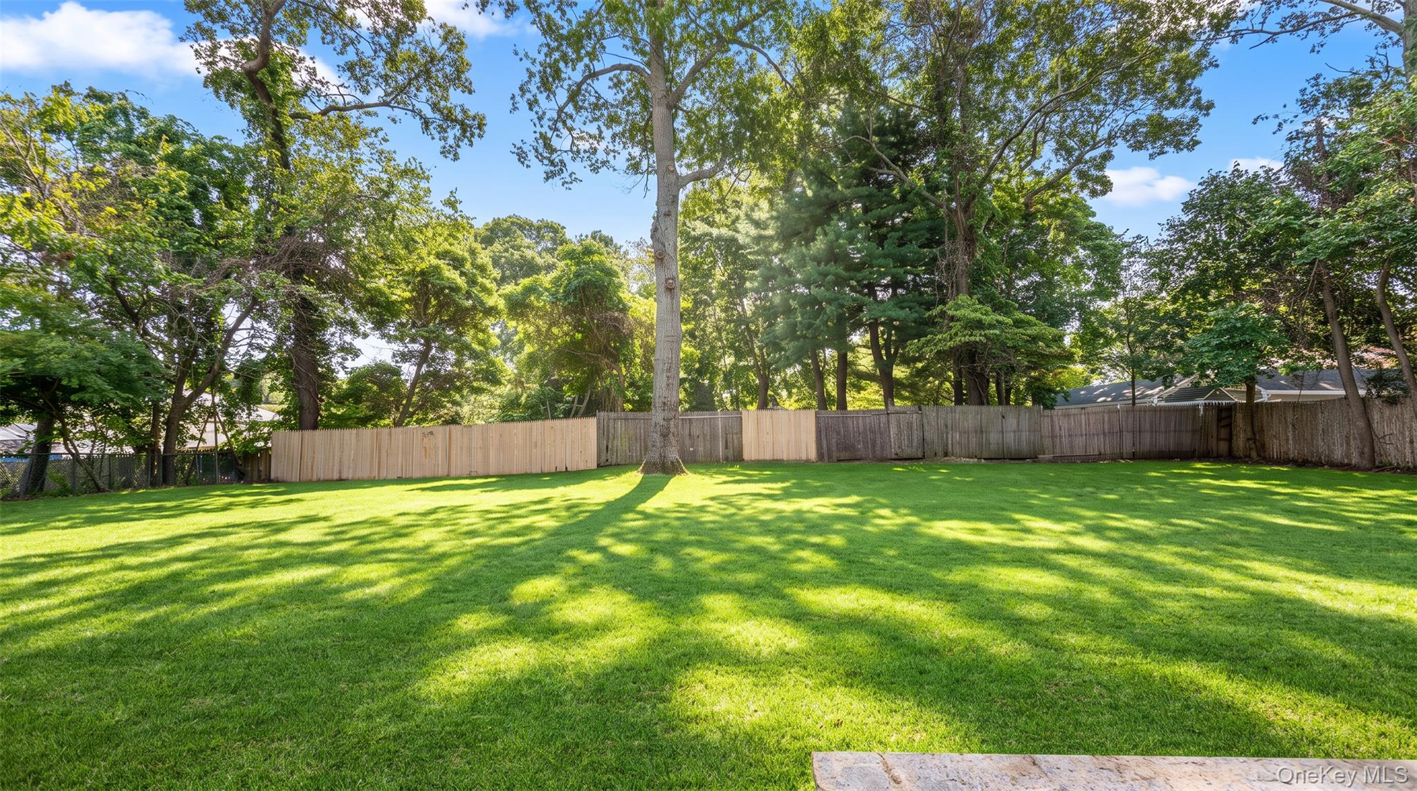 8 Woodlawn Avenue