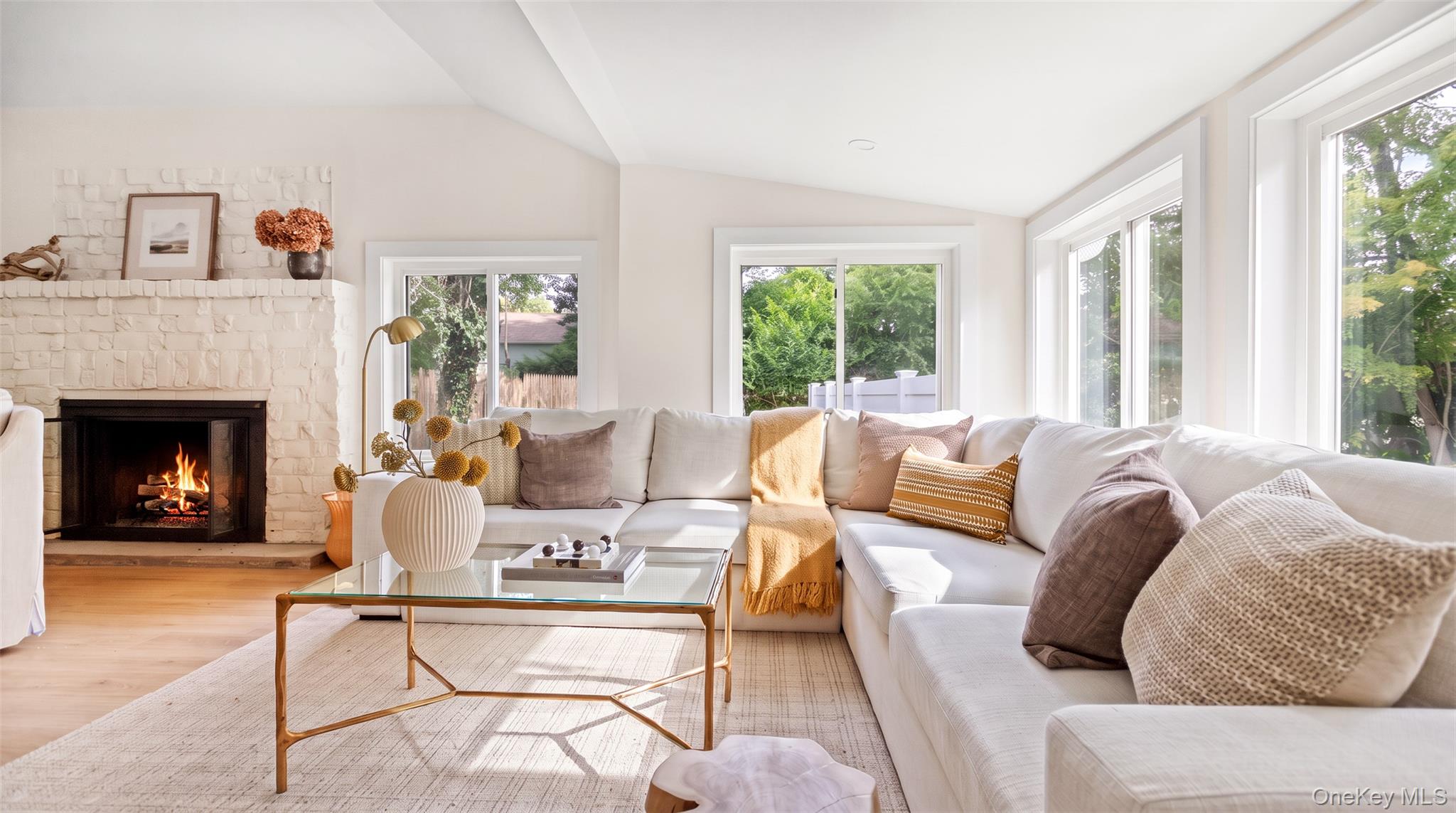 8 Woodlawn Avenue