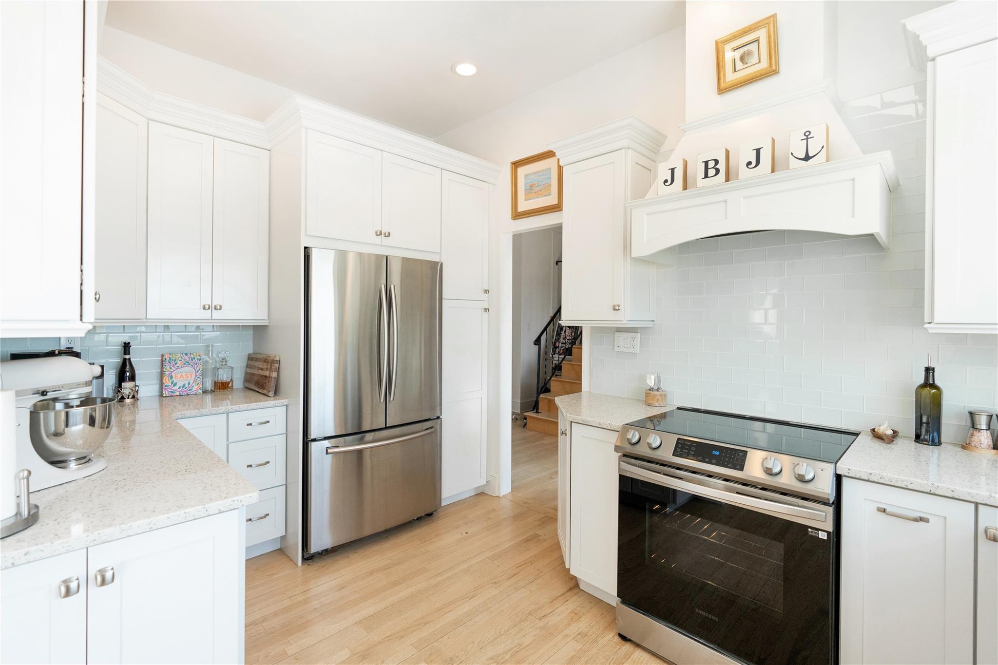 8 Bay Road