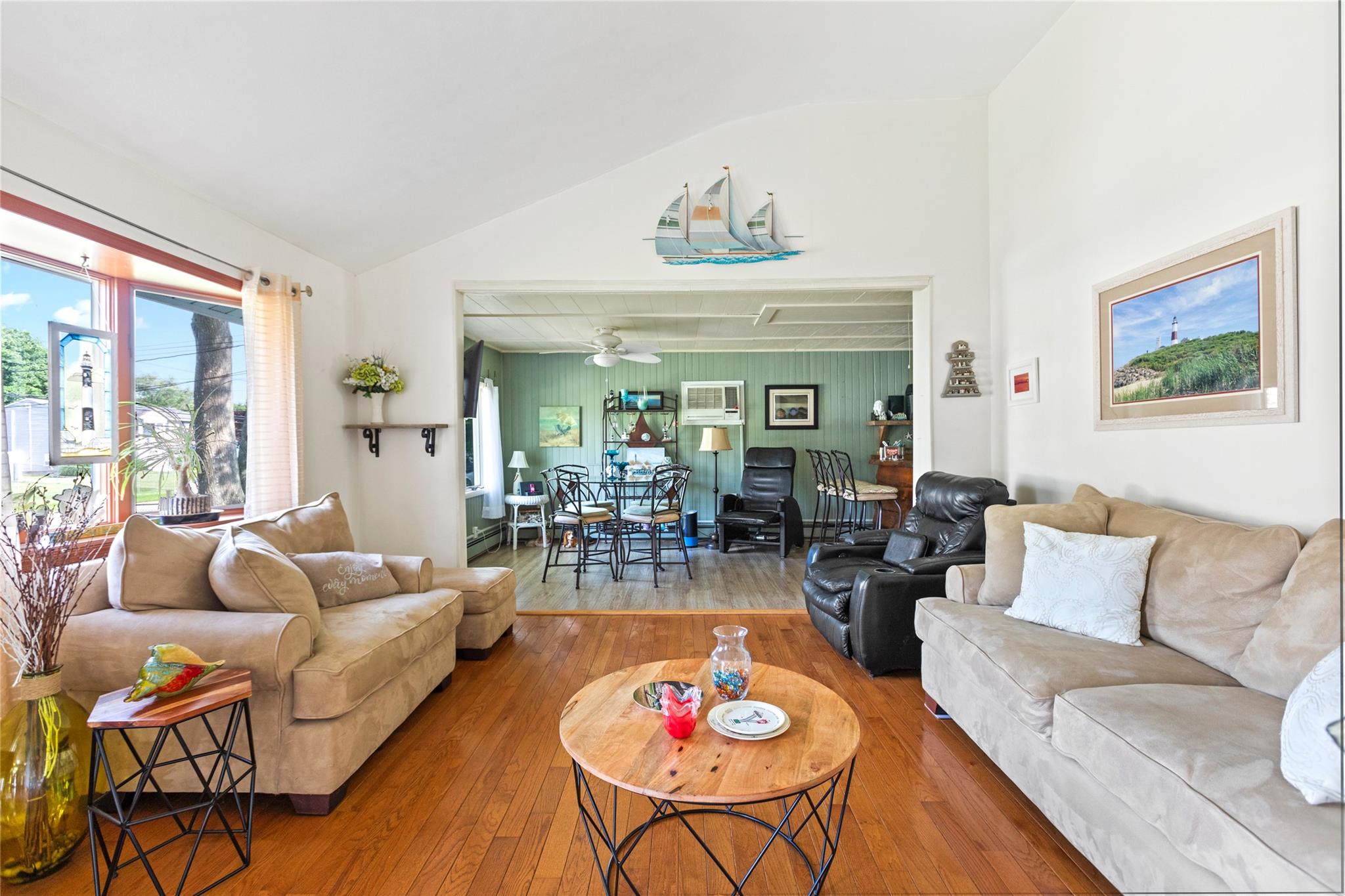 3106 New London Avenue